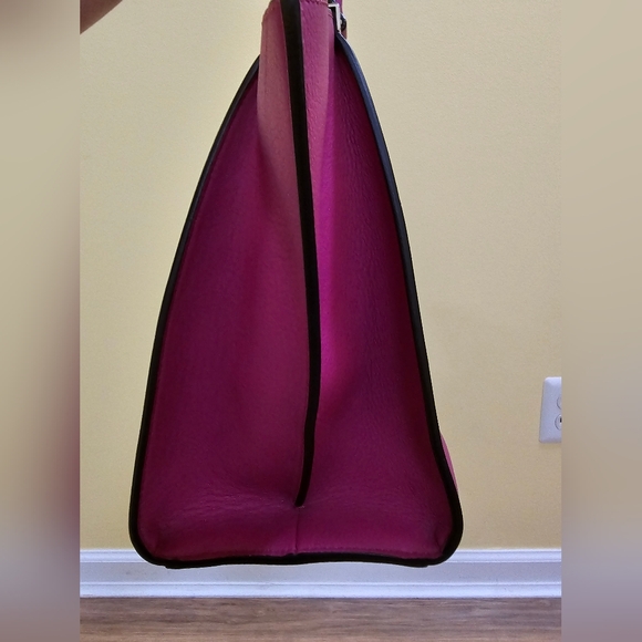 🎉HOST PICK🎉 FENDI 3 Jours Calfskin Leather Shoulder Bag, Pink - Picture 14 of 17